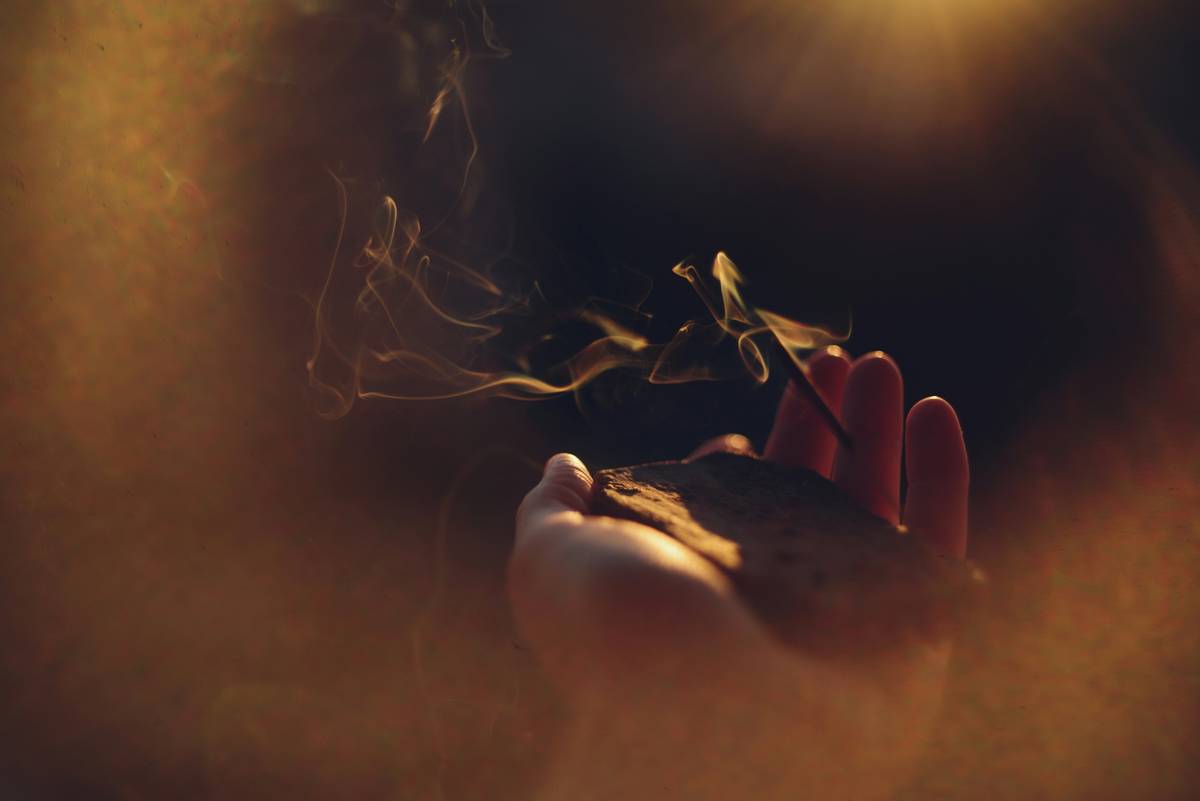 essential oil aromatherapy can be delivered safely using proper dilution and carrier oils for sensitive skin