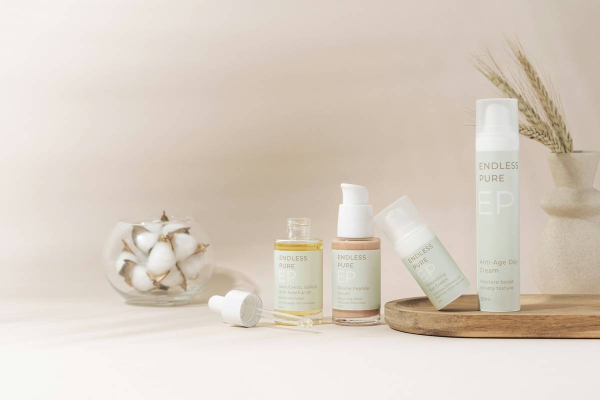 How to Make Aromatherapy Oils: A Safe, Effective Guide for Glowing Skin & Calm Minds