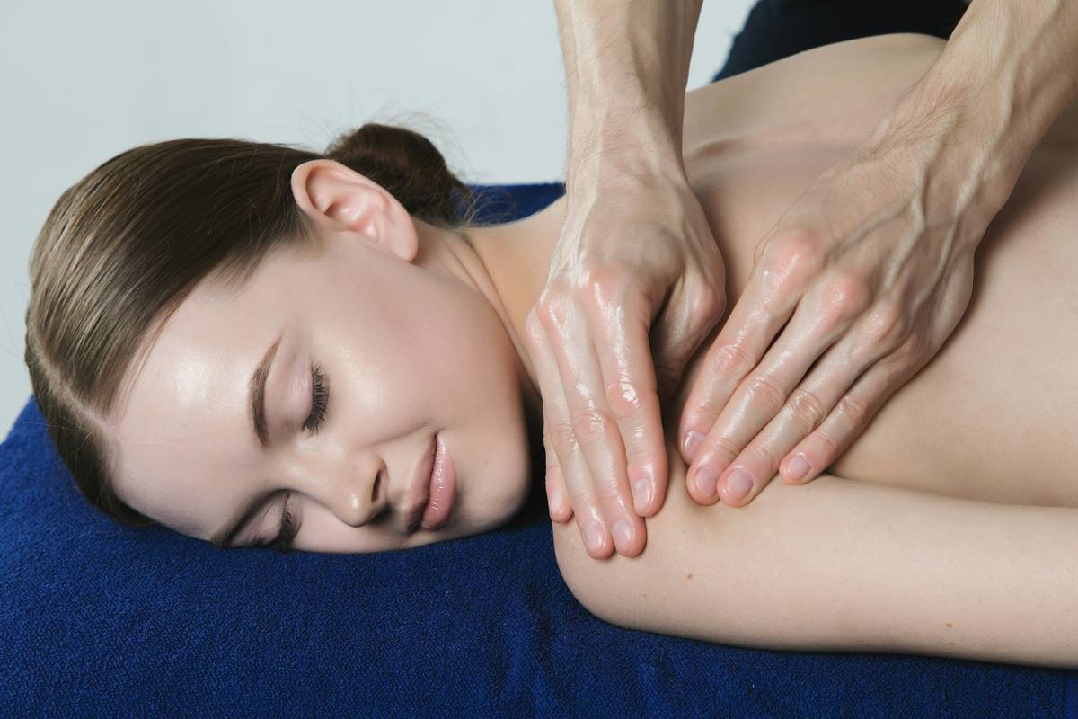 What Is Aromatherapy Massage: 7 Proven Tips to Avoid Costly Mistakes